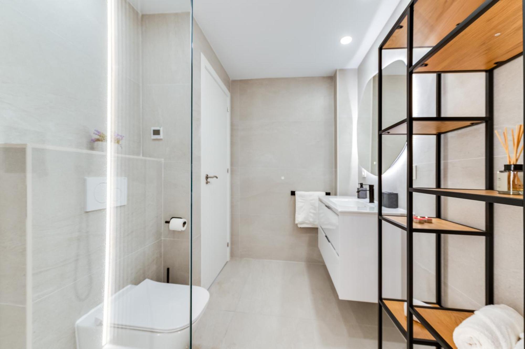 Newly Renovated Sunlit 3bdrm With Stunning Views Apartment Marbella